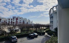 Studio La Grande Motte, Parking
